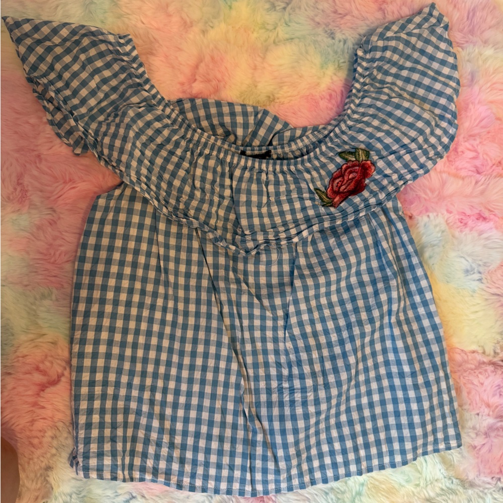 ❤️🔥EUC 100% cotton Ambiance Blue Checkered Blouse with Red Floral Detail